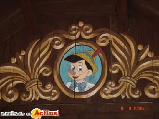 Imagen de Disneyland Paris  Pinocho entrada de la atraccion